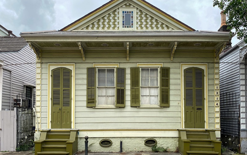 New Orleans House Needs Sprucing Up